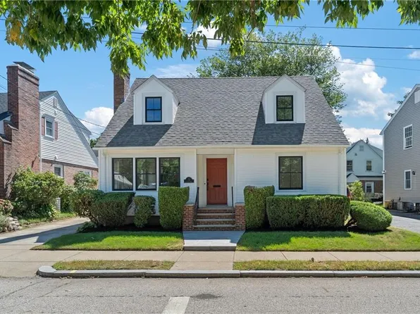 72 Callan St, Providence, RI 02908