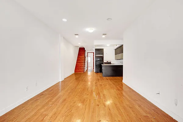 Sold by Davis & Associates Realty Inc | media 15