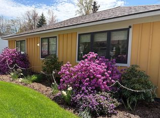 7 Stanbury Rd, Burlington, VT 05408