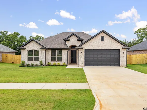 231 August Dr, Bullard, TX 75757