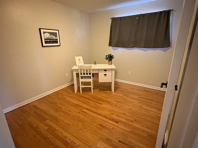 4547 Newton St — Photo 7