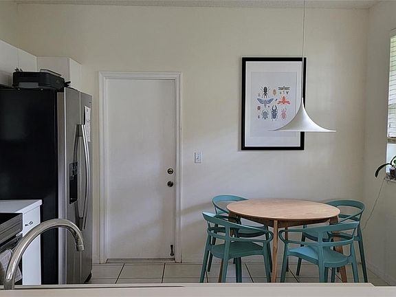 5th image of 3790 San Simeon Cir #1
