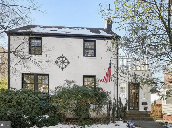 4420 Chesapeake St NW, Washington, DC 20016