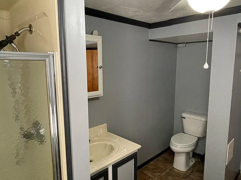 8235 Browne St — Photo 13