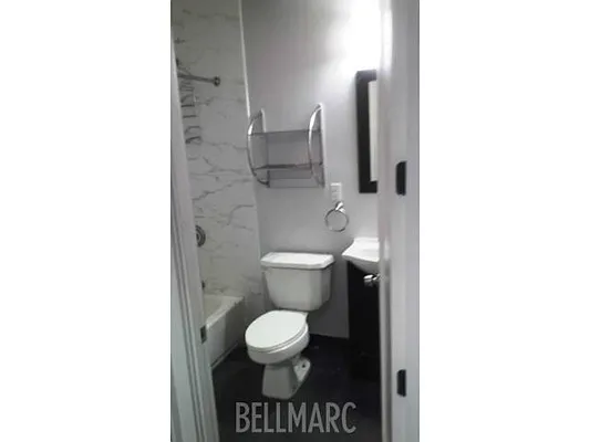 Rented by Bellmarc Realty | media 15