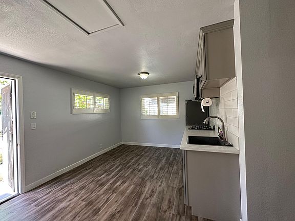 4th image of 20802 Norwalk Blvd