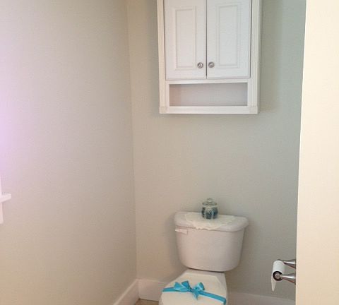 MB Toilet