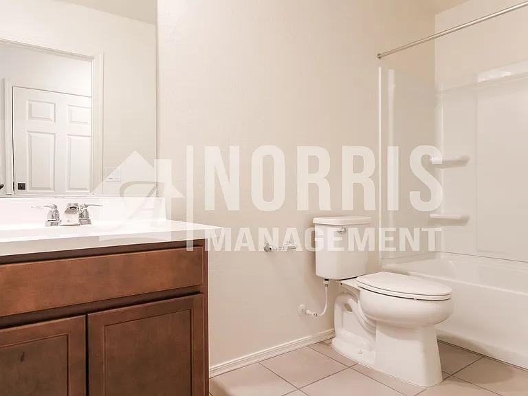 2897 N Rosewood Ln — Photo 17