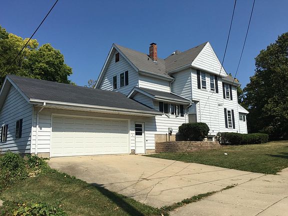 Exterior garage view