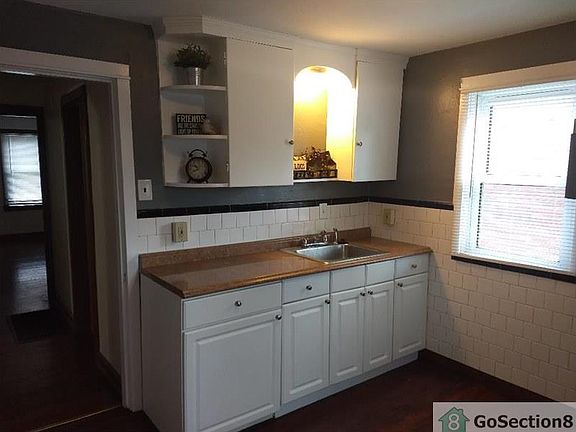 4th image of 7056 Florence Pl