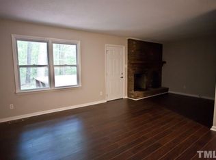 69A Merritt Dr, Chapel Hill, NC 27517