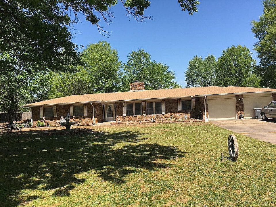 1st image of 908 SW 21st St