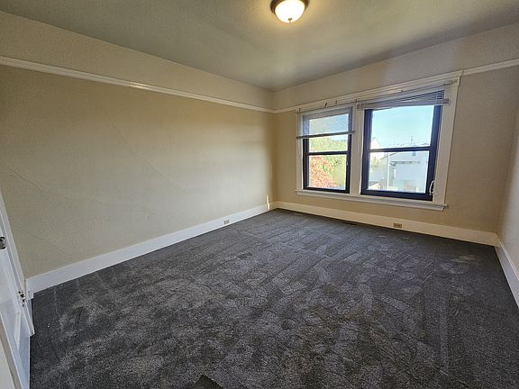 5th image of 716 Green Ave