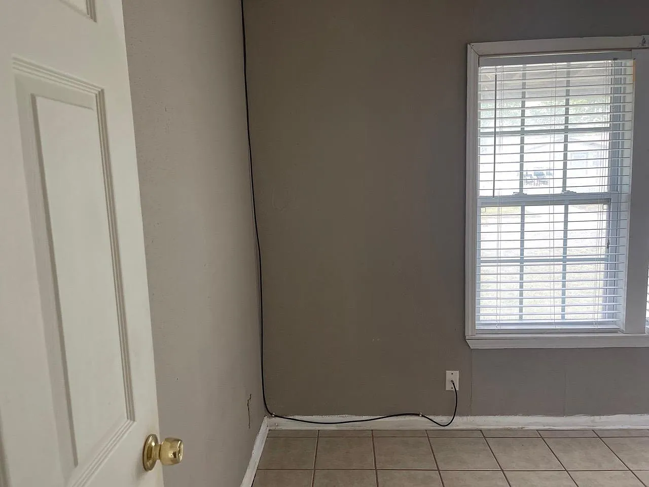 3 bed, 1119 sqft, $1,500 — Photo 2