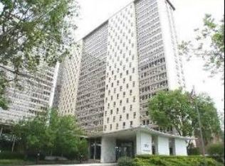 2156 W Montrose Ave, Chicago, IL 60618