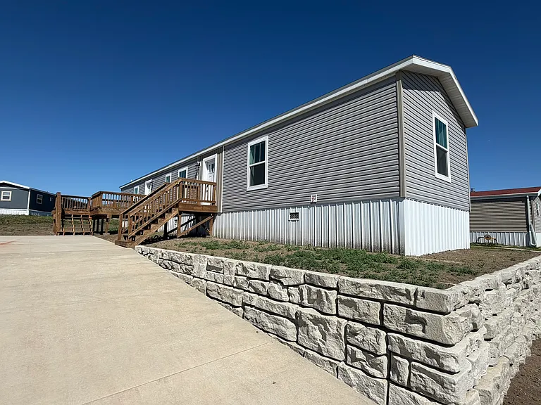 111 Hollowood Trl — Photo 18