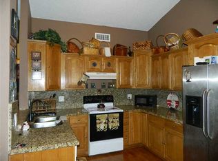 8661 SW 14th St, Pembroke Pines, FL 33025