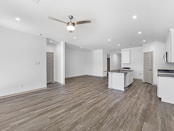 7th image of this home