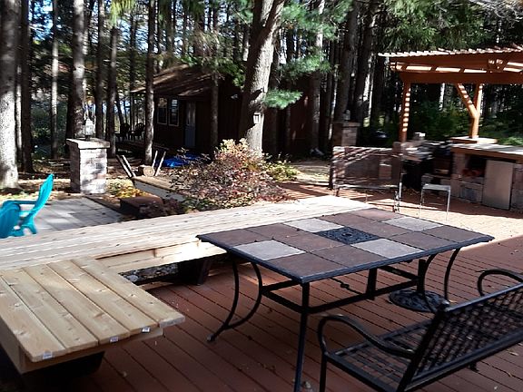 Back deck facing Lake