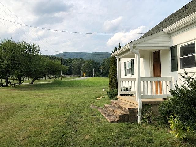 View of Ft. Lewis Mountain and front of house