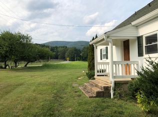 1495 Red Lane Ext, Salem, VA 24153