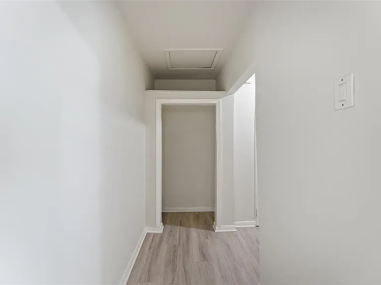 7725 Saint Lo Rd — Photo 15
