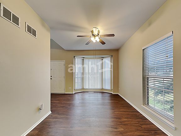 4th image of 2417 Hannibal Cir