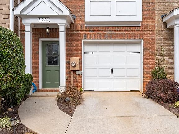 5th image of 3072 Lauren Parc Rd