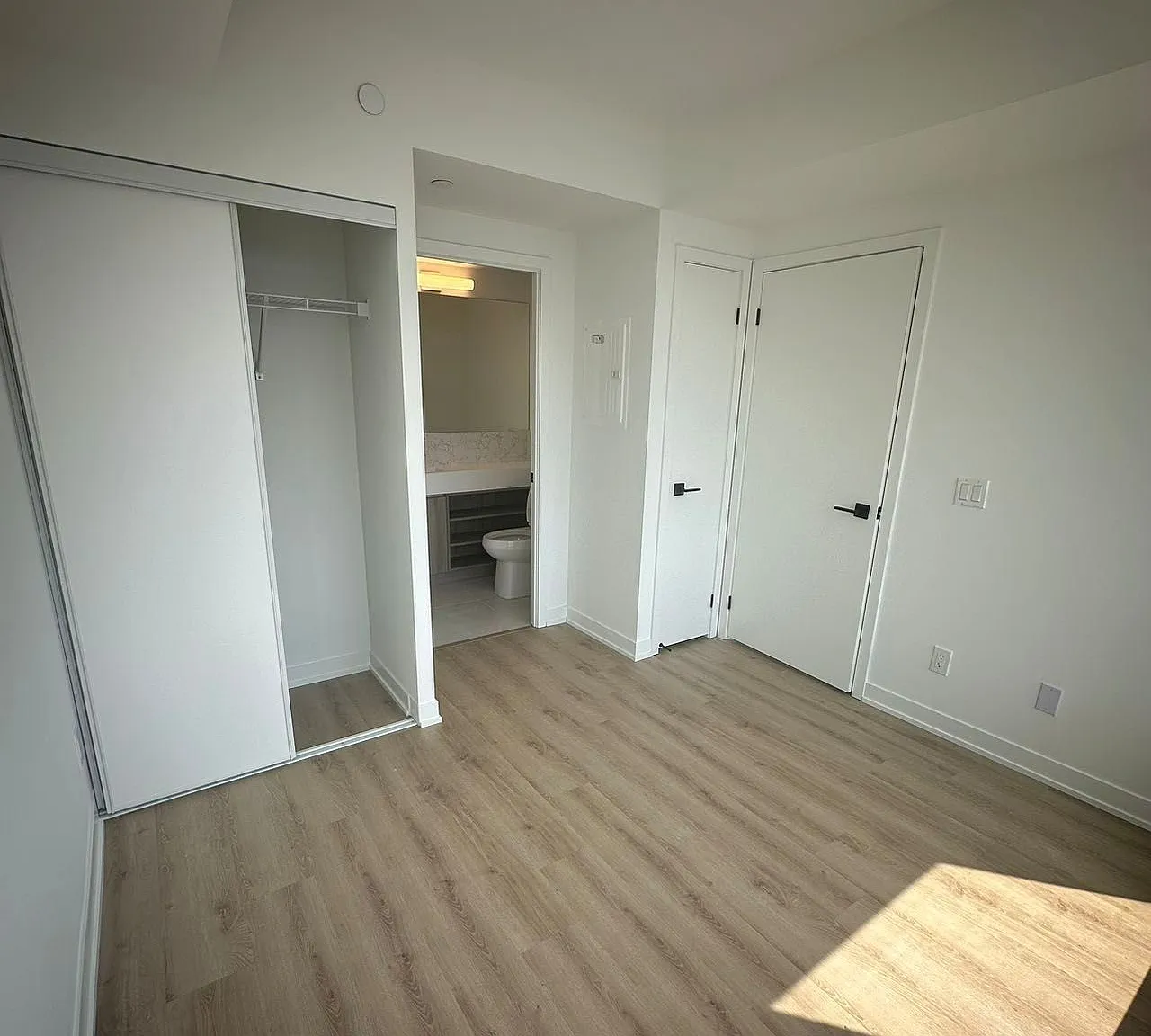 2 bed, $2,480 — Photo 3