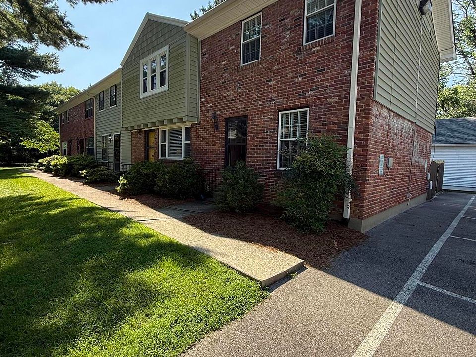 1st image of 202 S Galt Ave APT 5