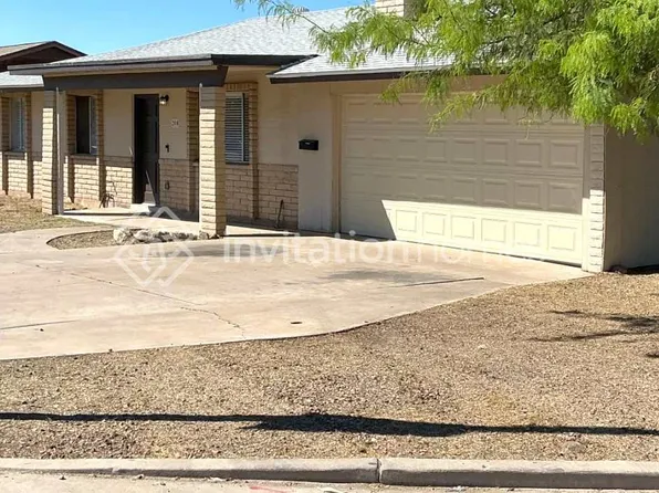 208 W McLellan Rd, Mesa, AZ 85201