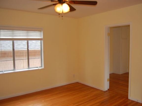 5th image of 1703 27th St APT 6