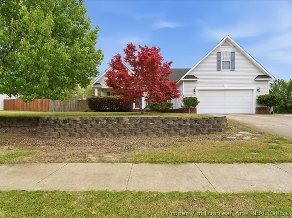 121 Van Buren Dr, Raeford, NC 28376