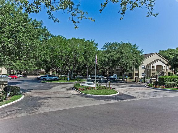3rd image of 25 Arbor Club Dr Unit 102