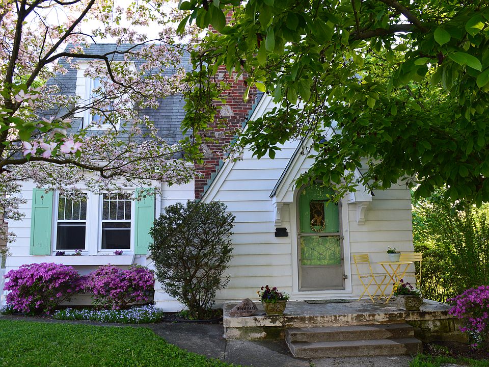 1st image of 1051 Altavia Ave