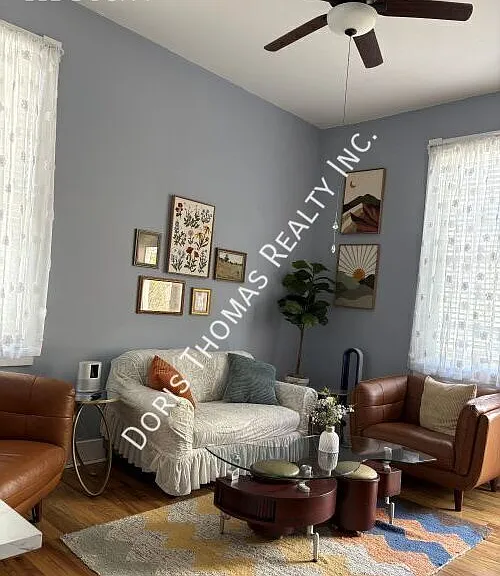 112 E Duffy St — Photo 3