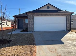 12028 SW 36th St, Mustang, OK 73064