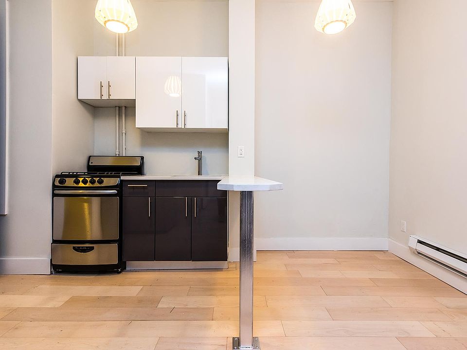 1st image of 699 Dekalb Ave APT 6