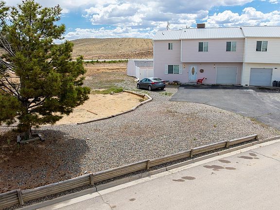 4th image of 108 1/2 Anna Ct
