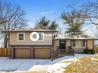 120 SW Gladstone Dr, Blue Springs, MO 64014