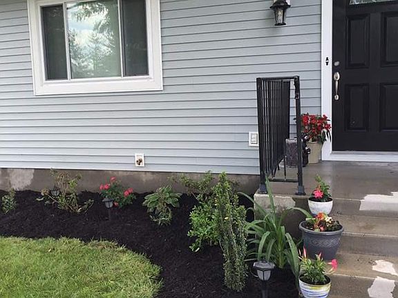 2nd image of 1384 Stone Dr