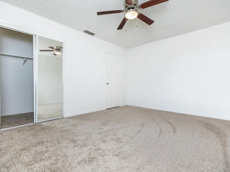 Welcome to Cameron Park Apartments || Your Fresno Oasis Awaits — Photo 13
