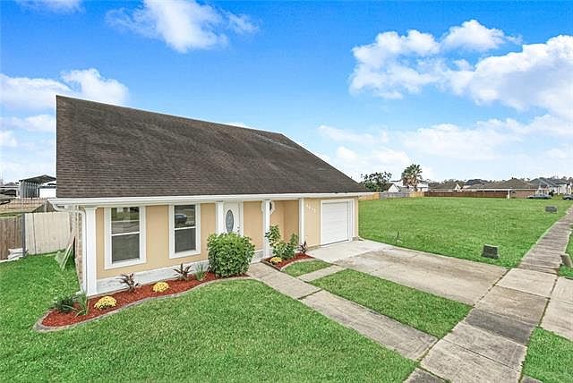 1st image of 4413 Ehrhard Dr