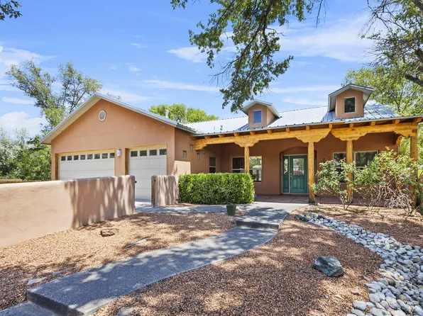 1324 Los Lentes Rd NE, Los Lunas, NM 87031