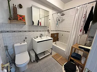 Rented by Yup Realty LLC