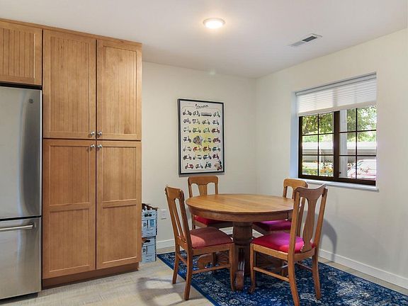 4th image of 601 Riverine Dr APT 105