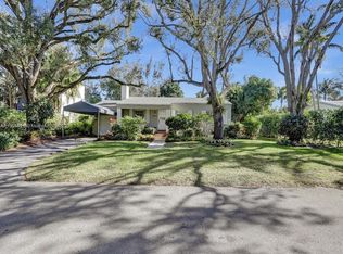 7515 SW 52nd Ct, Miami, FL 33143