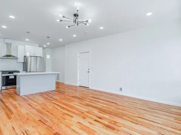 85 Myrtle Avenue image 16 of 50