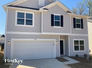 5221 Cobblestone Glen Dr, Charlotte, NC 28213