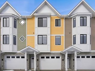 3220 11th St W #222, Saskatoon, SK S7M5M4